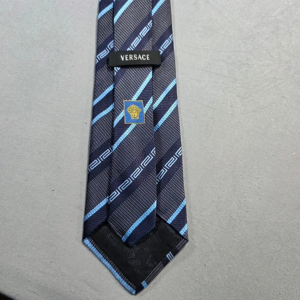 Versace Mens Silk Tie Navy Blue Light Blue Striped Greek Key‎ Medusa Head Italy